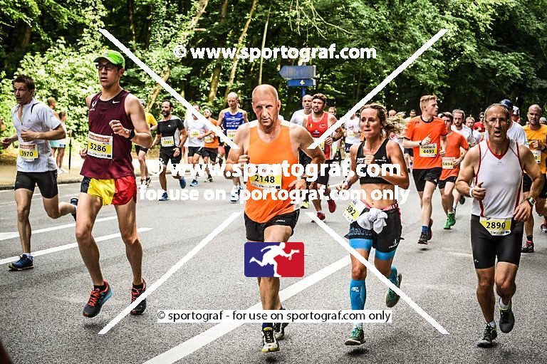 I am on the left, in the Belgian tricolore shorts.