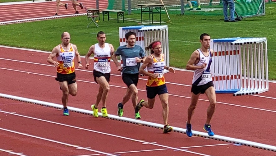 Leading a smaller group. From front to back: me, Dieter, Jonas, Jurgen, Sander.